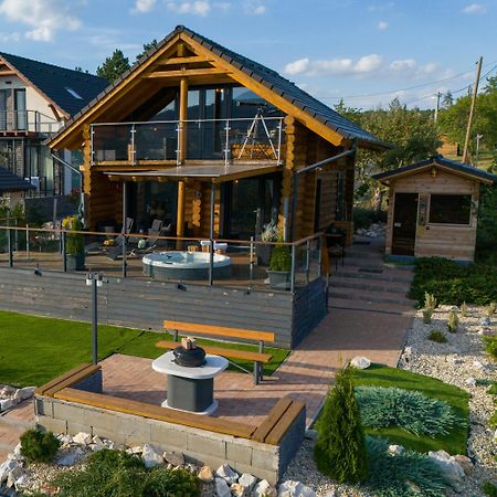 Апартаменты Roenk Relax Мишкольц Экстерьер фото
