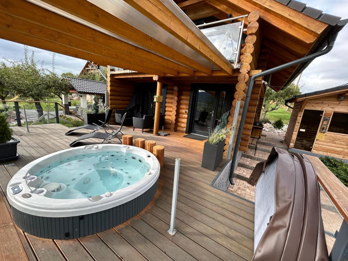 Апартаменты Roenk Relax Мишкольц Экстерьер фото