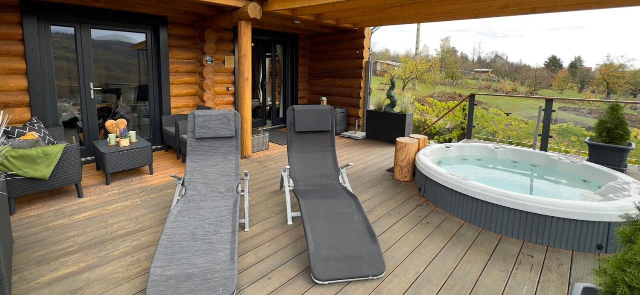 Апартаменты Roenk Relax Мишкольц Экстерьер фото