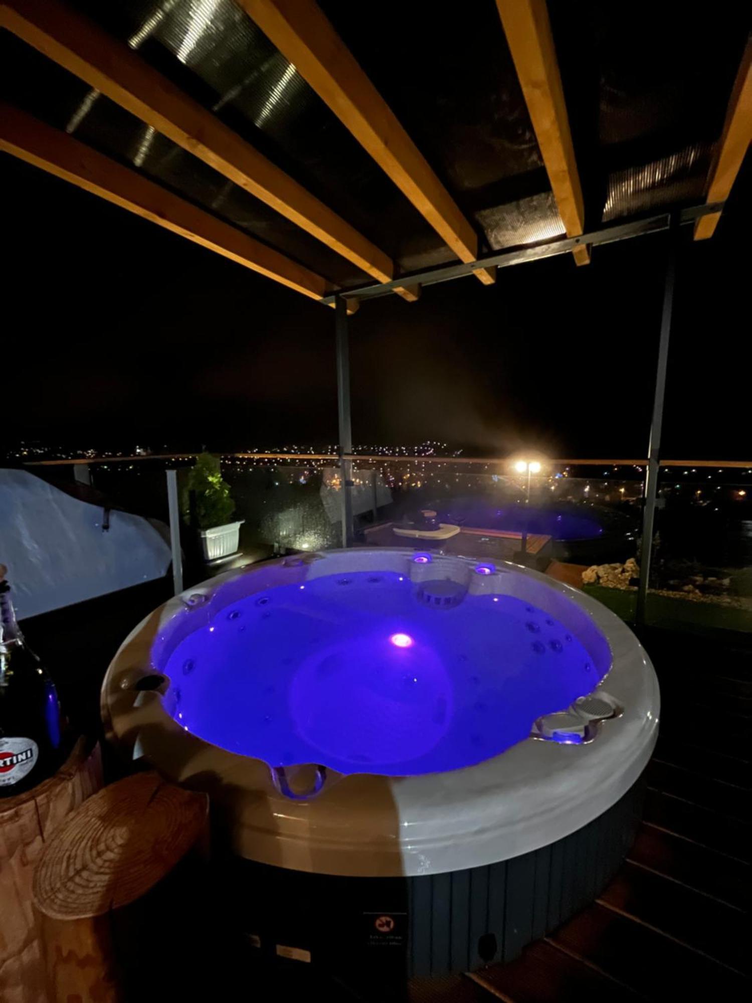 Апартаменты Roenk Relax Мишкольц Экстерьер фото